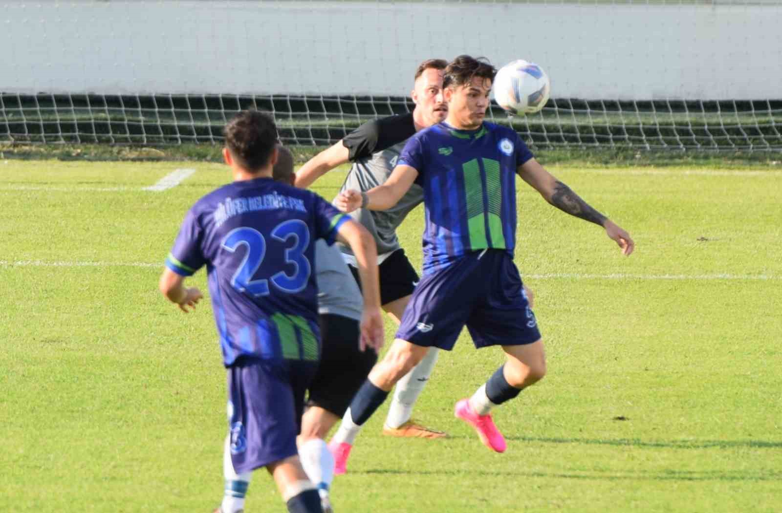 BÖLGESEL AMATÖR LİG’DE (BAL) MÜCADELE EDEN NİLÜFER BELEDİYE FUTBOL SPOR