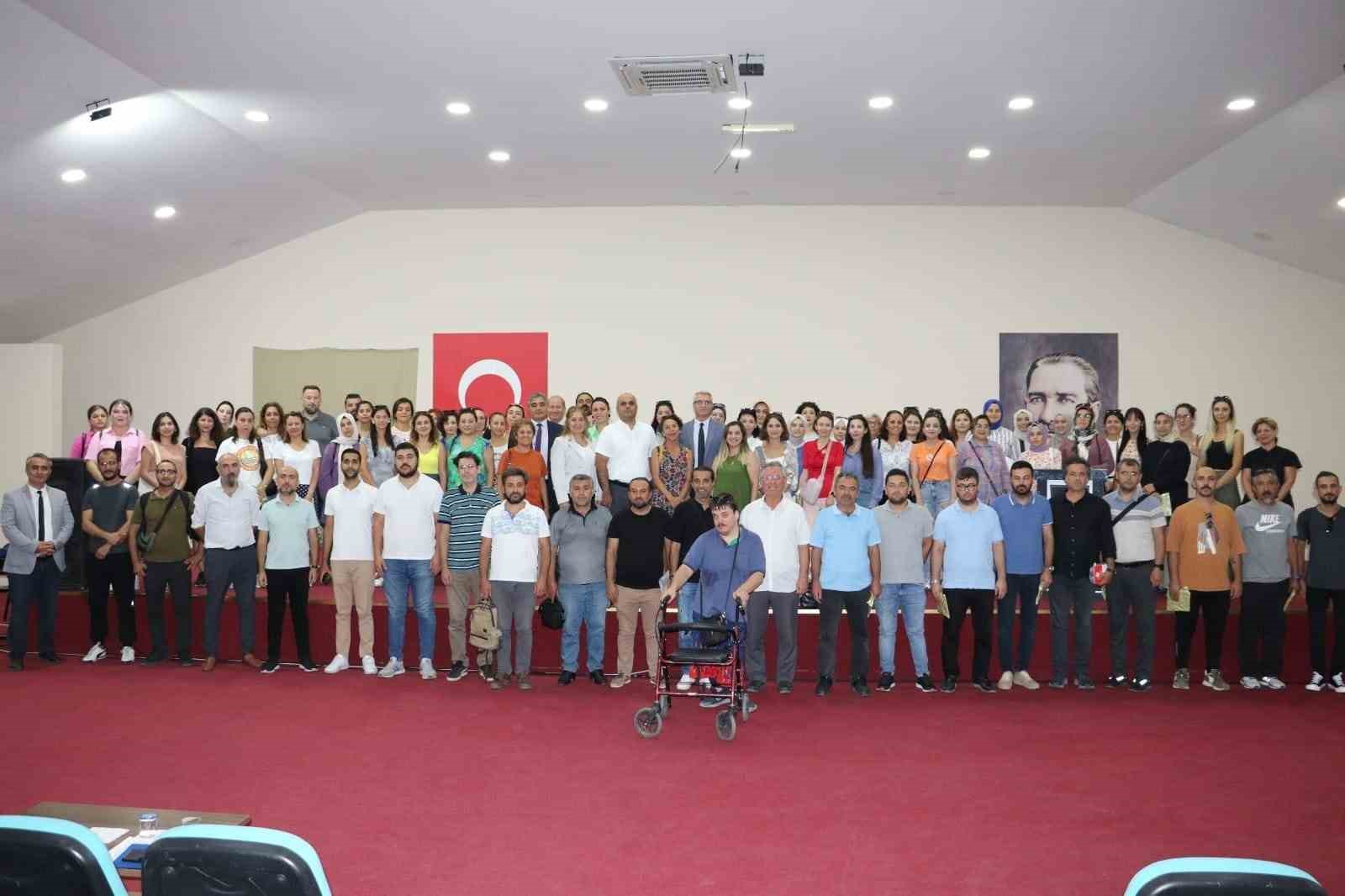 Öğretmenlere “Edremit’e hoş geldiniz” programı BALIKESİR’İN EDREMİT İLÇESİNDE YENİ ATANAN 117 ÖĞRETMEN İÇİN EDREMİT’E HOŞ