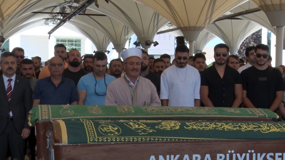 İSTANBUL’DA KALDIĞI OTEL ODASINDA ÖLÜ BULUNAN VÜCUT GELİŞTİRME SPORCUSU ANTRENÖR