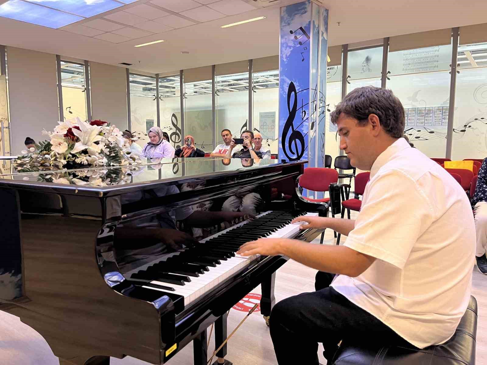 LİTERATÜRDE ‘MUTLAK KULAK’ OLARAK ADLANDIRILAN VE NADİR RASTLANAN, ‘MÜZİK DEHASI’
