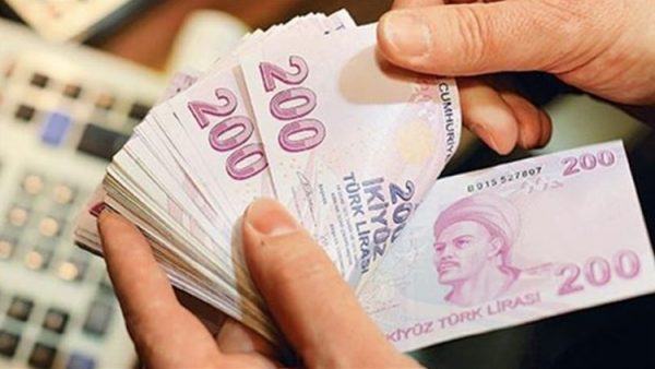 Kabine toplantısında gözler emekli zammında olacak Cumhurbaşkanlığı Kabinesi toplantısında masada, emekli maaşlarına yapılacak ek zam yer