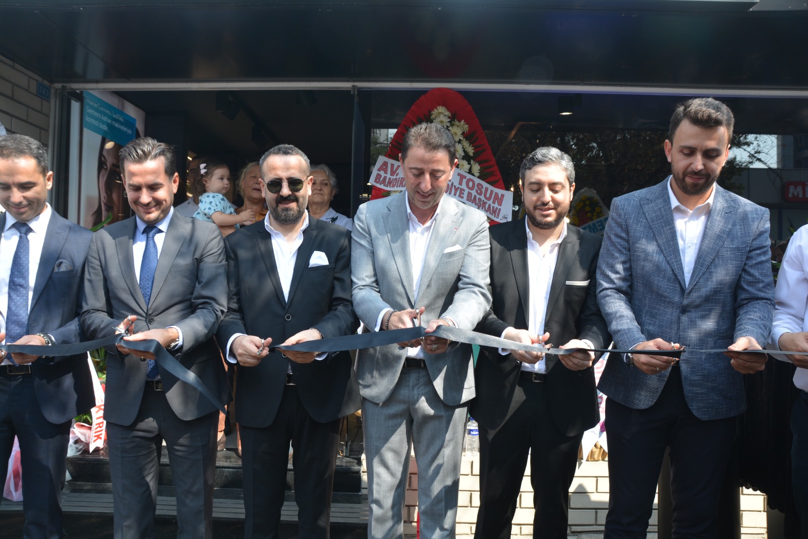 176 yıldır marka ismini sürdüren Siemens’in Bandırma’da açılışı gerçekleştirildi. Ankastre