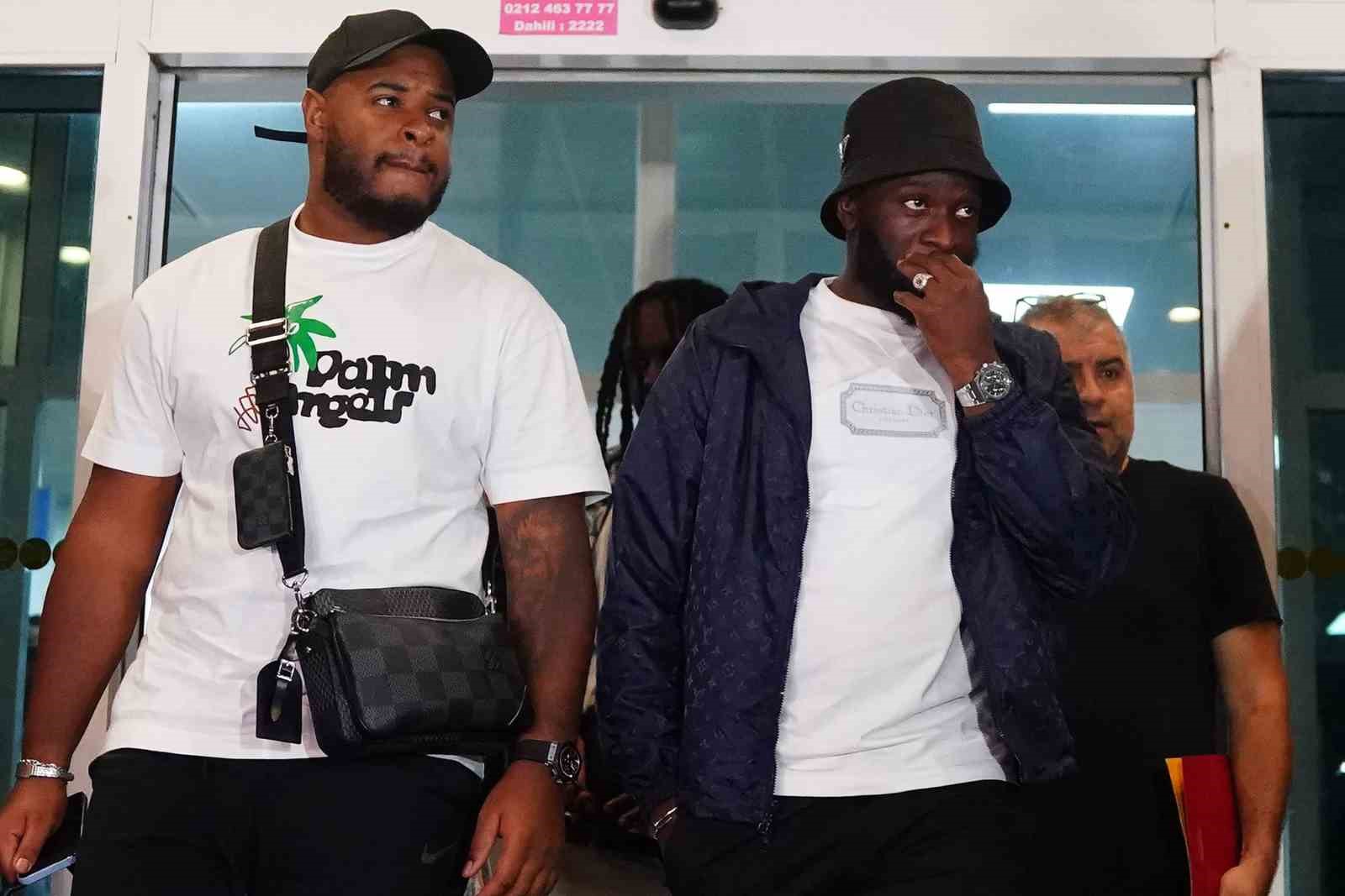 GALATASARAY’IN TRANSFER GÖRÜŞMELERİNE BAŞLADIĞI TANGUY NDOMBELE, İSTANBUL’A GELDİ.
