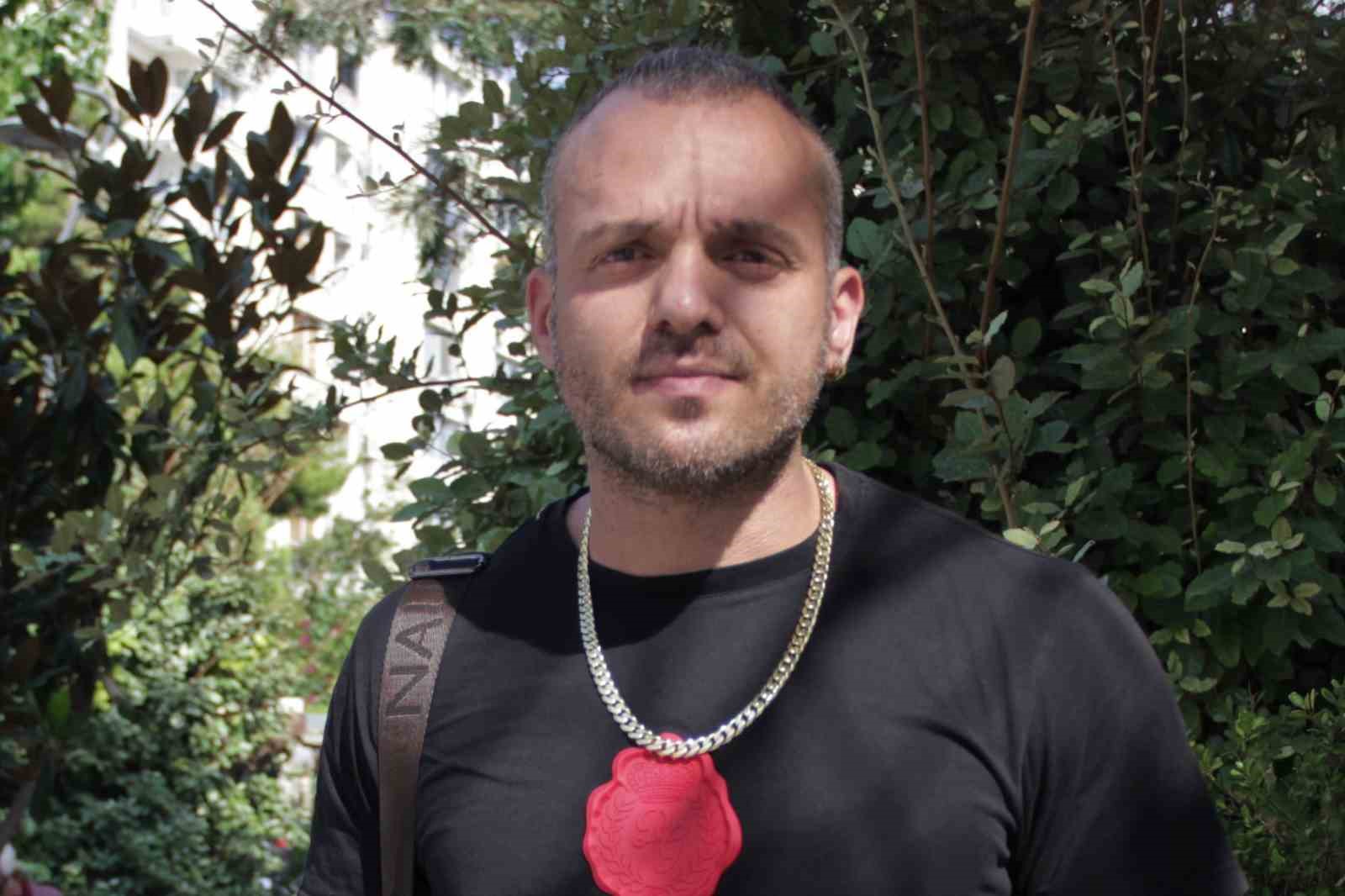 İZMİR'DE YAŞAYAN KEMAL MUŞTU (34) VE AİLESİ, TATİLBUDUR FİRMASINDAN SATIN