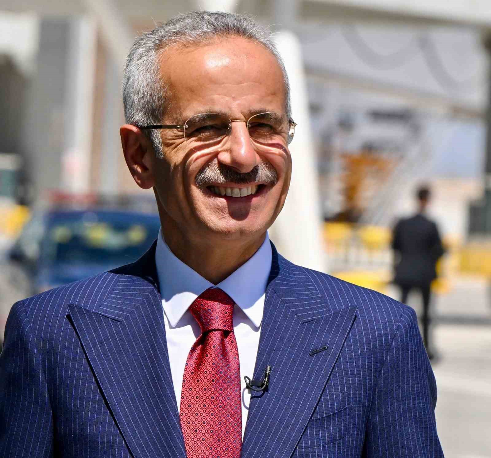 ULAŞTIRMA VE ALTYAPI BAKANI ABDULKADİR URALOĞLU, 8 EYLÜL CUMA GÜNÜ