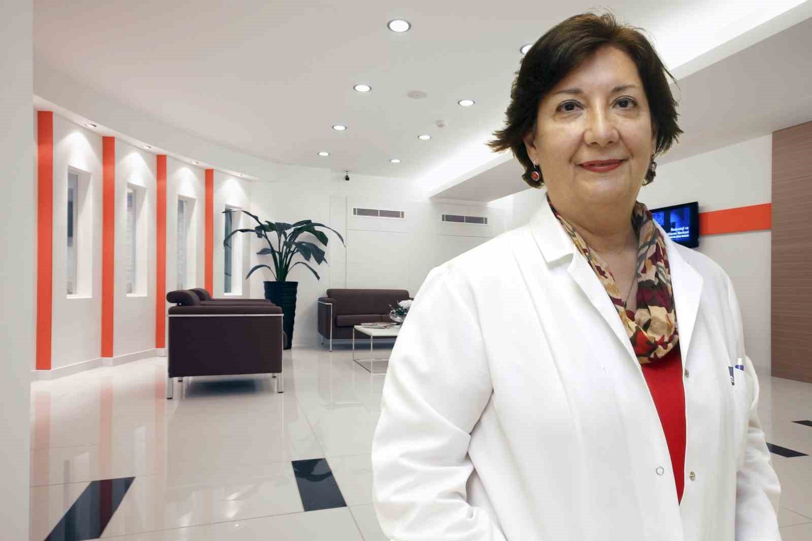 Uzm. Dr. Yetener: “Parkinson hastaları düzenli egzersiz yapmalı” UZM. DR. MÜGE YETENER, YÜRÜYÜŞ BOZUKLUKLARI VE POSTÜRAL DENGESİZLİĞİN PARKİNSON
