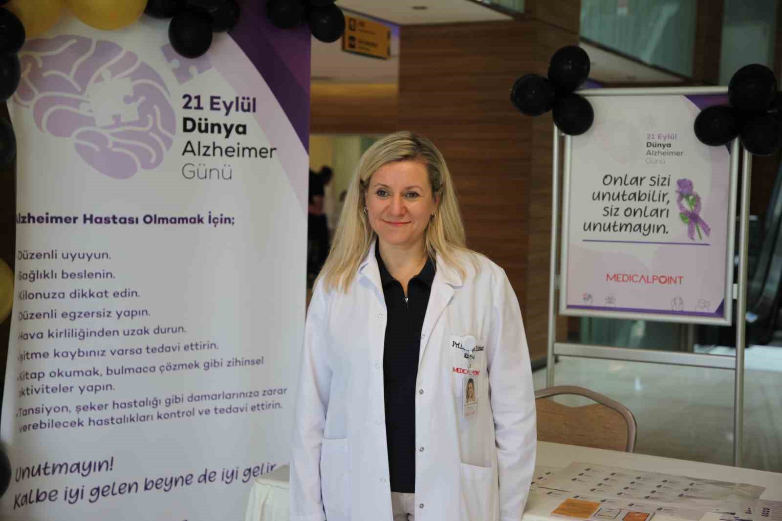 Uzmanından Alzheimer’a karşı öneriler DÜNYA ALZHEİMER AYI SEBEBİYLE HASTALIKTAN KORUNMA VE HASTALIĞI GECİKTİRME YÖNTEMLERİNİ