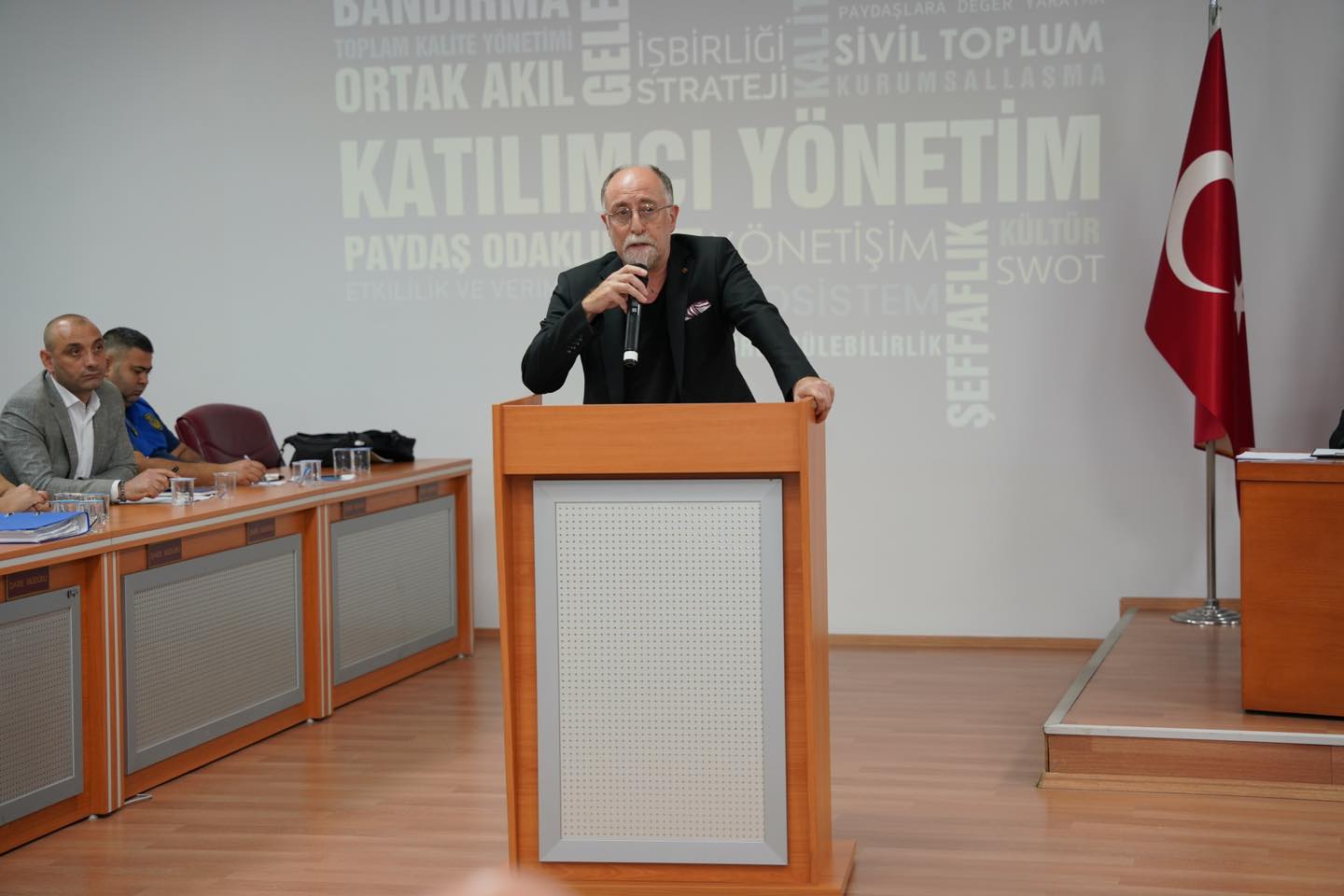 Bandırma Belediyesi’nin ekim ayı olağan toplantısı gerçekleştirildi. Toplantıda Bandırma Belediyesi’nin
