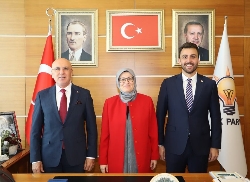 AK Parti Balıkesir Milletvekili Ali Taylan Öztaylan ve İsmail Ok,