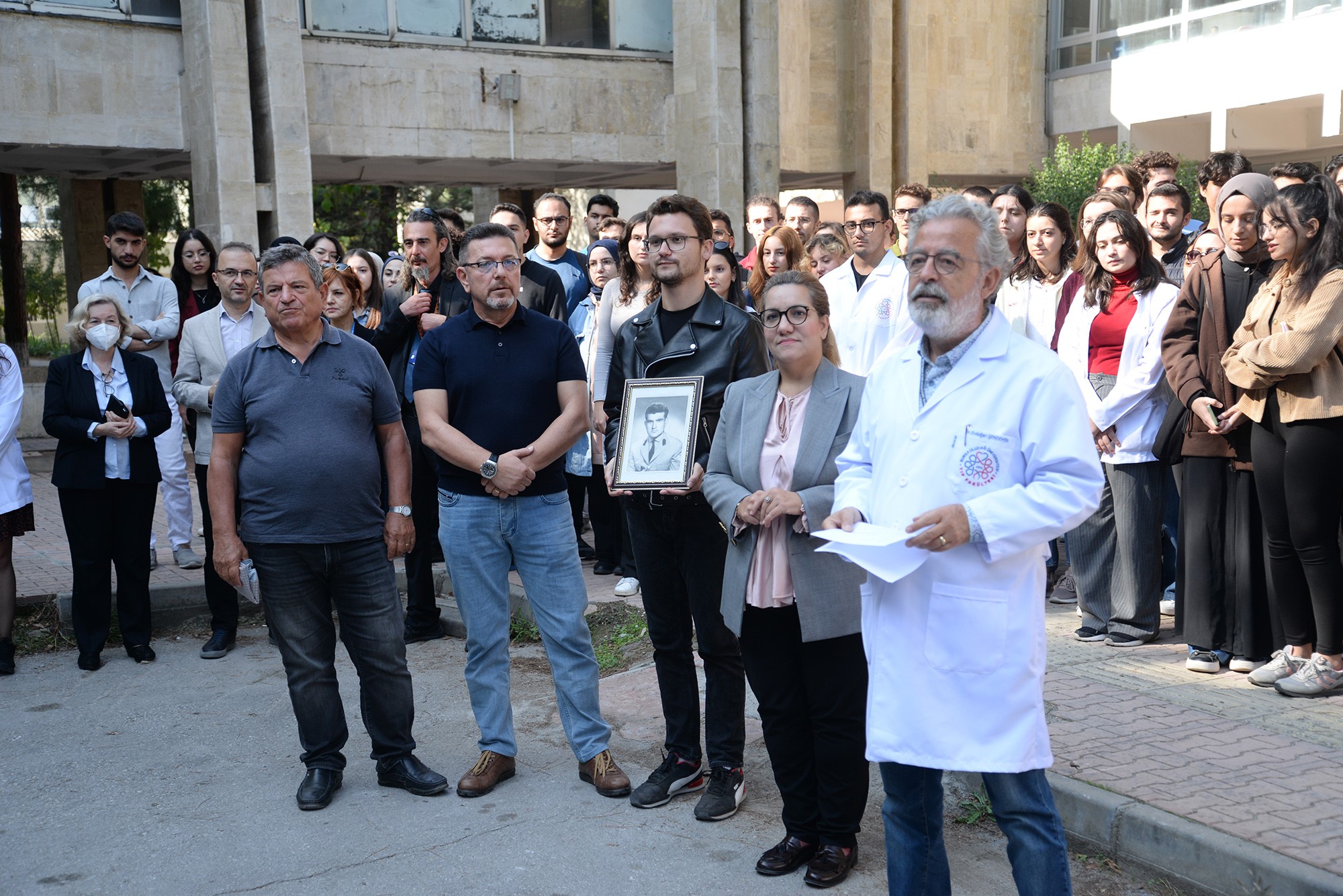 Balıkesir’de 2019 yılında vefat eden Kıbrıs gazisi İsmet Ermetinler’in bedeni