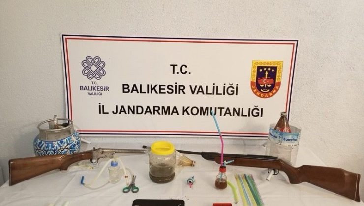 Balıkesir jandarması, uyuşturucu satıcılarına göz açtırmıyor