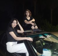 Adana’da ailelerine mesaj atıp evden kaçan kızların, parkta bulunduğu öğrenildi.Adana’da