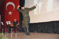Bandırmalıları duygulandıran Atatürk gösterisi 