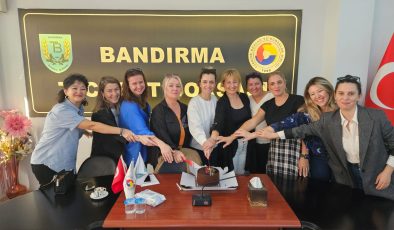BANDIRMALI KADIN GİRİŞİMCİLER YENİ DÖNEME MERHABA DEDİ