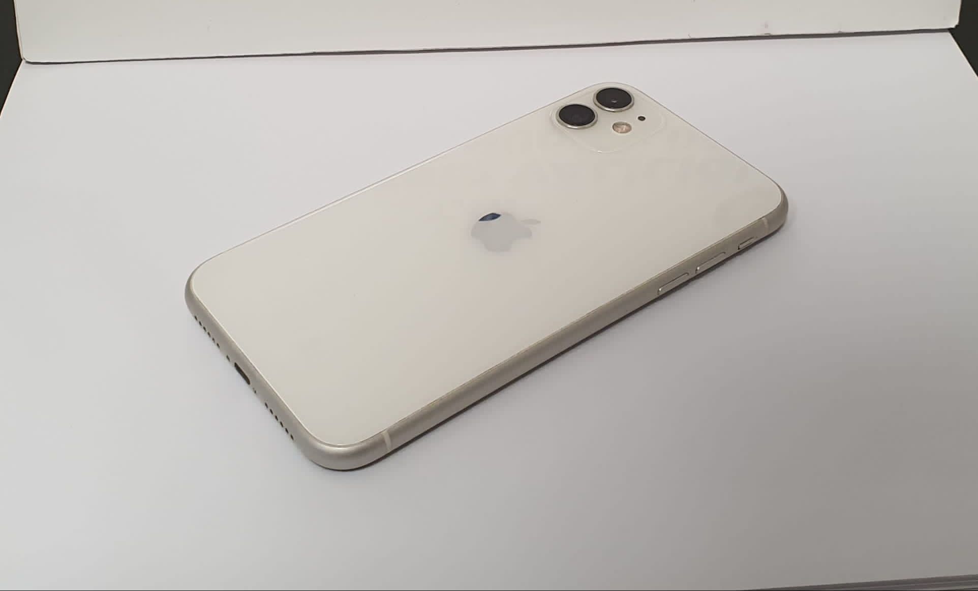 Bandırma’da bir otelde telefon çalan hırsız kaçmak üzereyken polis tarafından