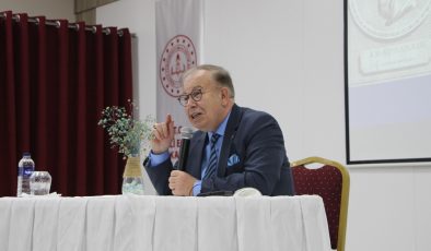 Bandırmalı öğrencilere “Mavi Vatan” anlatıldı