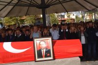 Balıkesir’de 1989-1999 yılları arasında iki dönem boyunca Belediye Başkanlığı yapan