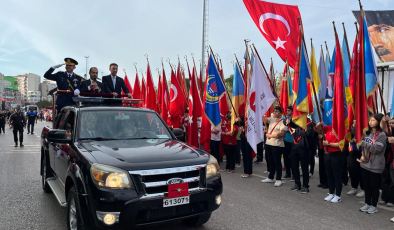 Cumhuriyet şehri Bandırma 100. yılı coşkuyla kutladı