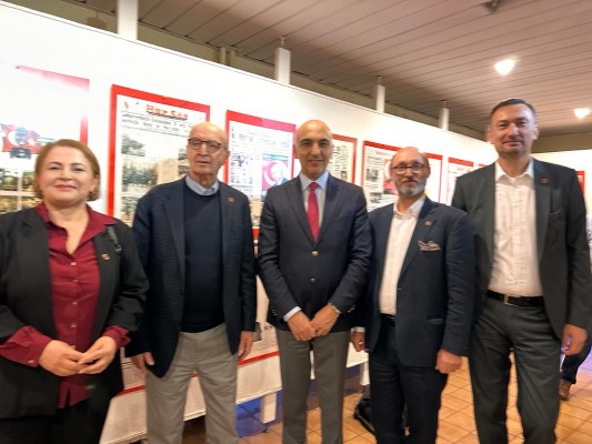 TGC Cumhuriyet’in 100. Yılını iki sergiyle kutladı Türkiye Gazeteciler Cemiyeti Cumhuriyet’in 100.Kuruluş yıl dönümü nedeniyle TGC Basın