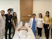 Hızla kilo verdiği için hastaneye giden genç adamın kalbinde tümör