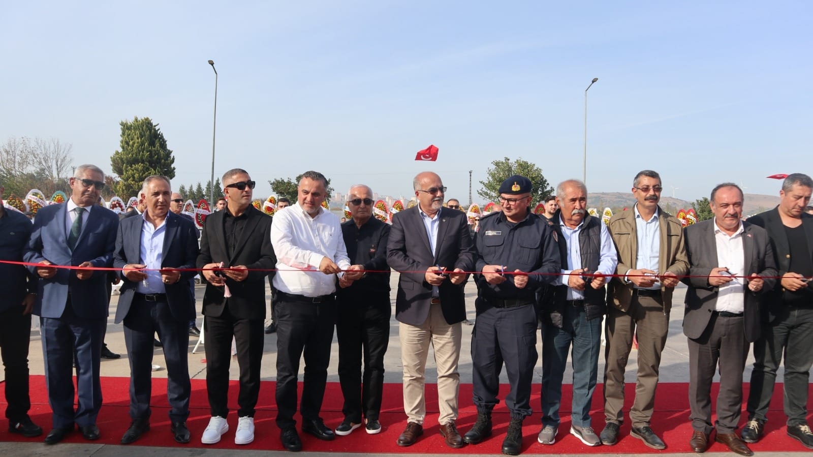 Cumhuriyetin ve Shell’in 100’üncü yılında Özaydın Edincik Shell Akaryakıt’ın açılışı