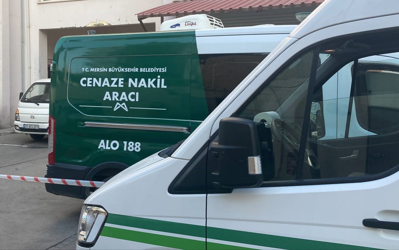 Ranzanın altında cesedi bulundu, katili oğlu çıktı Mersin’de kayıp ihbarı üzerine adresine gidilen şahsın cesedi ranzanın altından