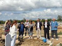 Oyuncu Halil Ergün ve Bandırmalı Oyuncu Meriç Başaran, Yazar Pakize