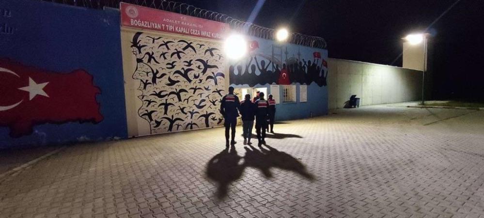 Çaldıkları su motorunu internetten satışa çıkarınca yakayı ele verdiler Yozgat’ta hırsızlık zanlıları, çaldıkları su motorunu sosyal medya üzerinden satışa
