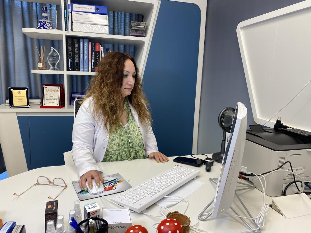 Son günlerde sıklıkla gündeme gelen uyuz vakalarıyla ilgili konuşan Prof.
