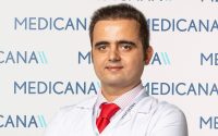 Dermatoloji Uzmanı Dr. Oğuz Küçükçakır, uyuz hastalığının kişinin yaşına ve