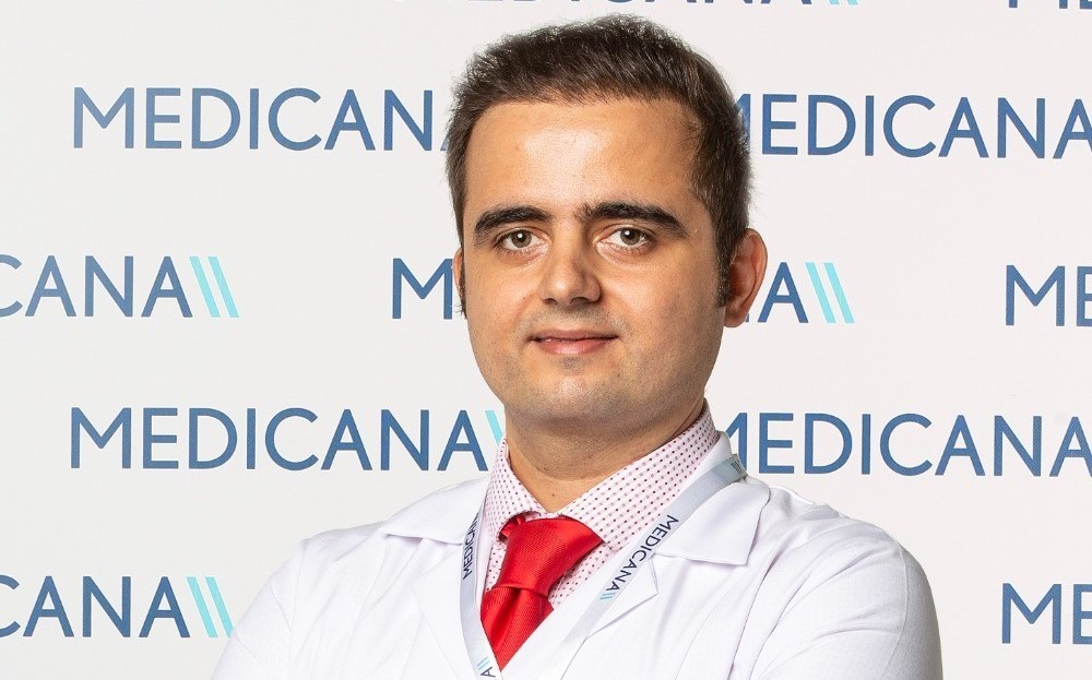 Dermatoloji Uzmanı Dr. Oğuz Küçükçakır, uyuz hastalığının kişinin yaşına ve