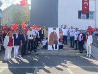 Bandırma Yaman Egeli Ortaokulu’nda Cumhuriyet’in 100. yılı kapsamında çeşitli etkinlikler