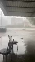 ADANA’DA YAĞMUR VE FIRTINA HAYATI OLUMSUZ ETKİLERKEN BAZI ÇATILAR UÇTU.