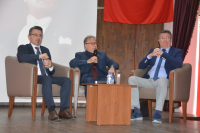 Cumhuriyet’in 100’üncü yılında Bandırma’da “Cumhuriyet’in Temel Değerleri” Oturumları gerçekleştirildi.Bandırma Kent