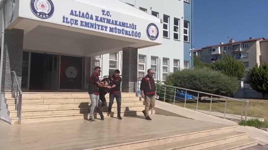 İZMİR'İN ÇİĞLİ İLÇESİNDE EMİNE METİN'İ VE KARŞIYAKA İLÇESİNDE DE NECİP