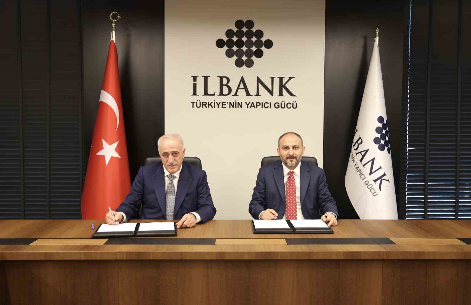 Bakan Özhaseki: “İklim değişikliği ile güçlü mücadelemizi sürdüreceğiz” HER İKİ PROJEYE KURUM ADINA İMZALARI YÖNETİM KURULU BAŞKANI EYYÜP