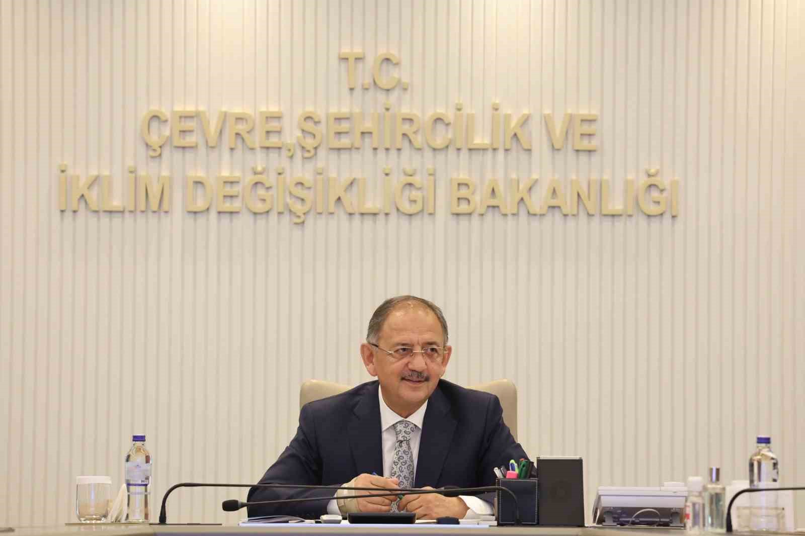 BAKAN ÖZHASAKİ