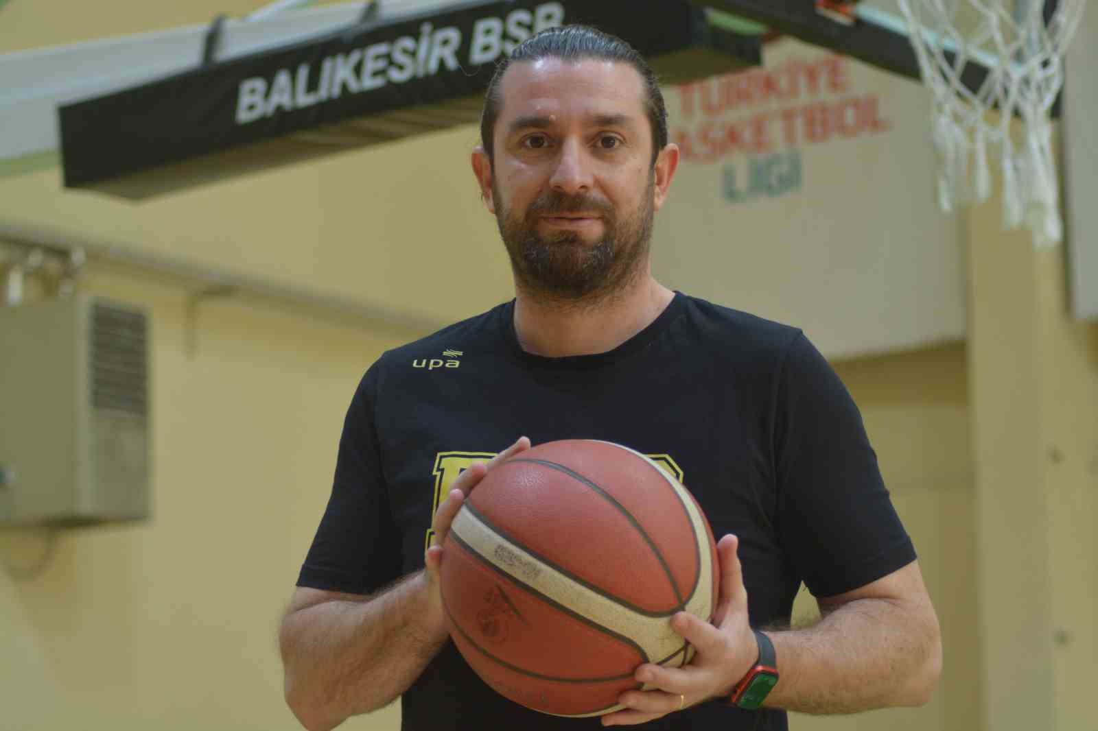Balıkesir Büyükşehir en zor maça hazır TÜRKİYE BASKETBOL 1. LİGİ'NDE MÜCADELE EDEN BALIKESİR BÜYÜKŞEHİR BELEDİYESPOR, LİGDE
