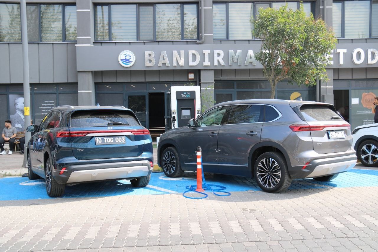 Bandırma Ticaret Odası’ndan çevre dostu destek BANDIRMA TİCARET ODASI’NIN ÇEVRE DOSTU BİR ADIM ATARAK HİZMET BİNASI