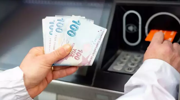 BANSES GAZETESİ AKBANK Emekli maaşı 3 bin 499 TL’ye kadar