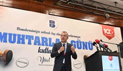 Başkan Yücel Yılmaz 20 ilçenin muhtarlarıyla bir araya geldi