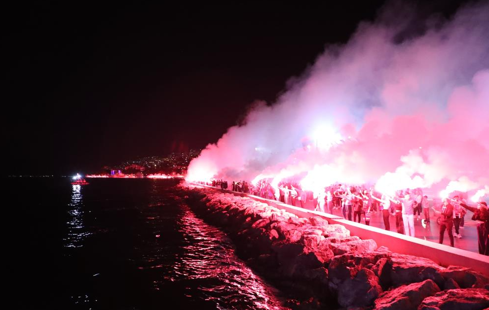Bursa’nın Gemlik ilçesinde Cumhuriyetin 100. yılı etkinlikleri çerçevesinde düzenlenen meşaleli