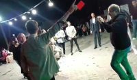 ÇANAKKALE’DE İL HAKEMLİĞİ YAPAN FATİH YENİ, KENDİ DÜĞÜNÜNDE HAKEM ARKADAŞLARINDAN
