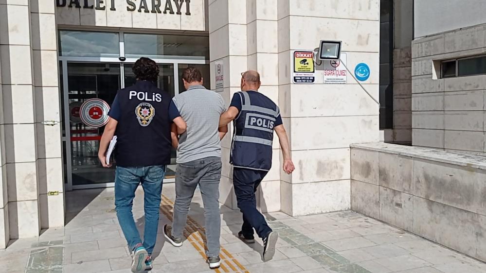 Havran’da, alışveriş yaptıktan sonra “hesabınıza eft yapayım” dedikten sonra  işlemi