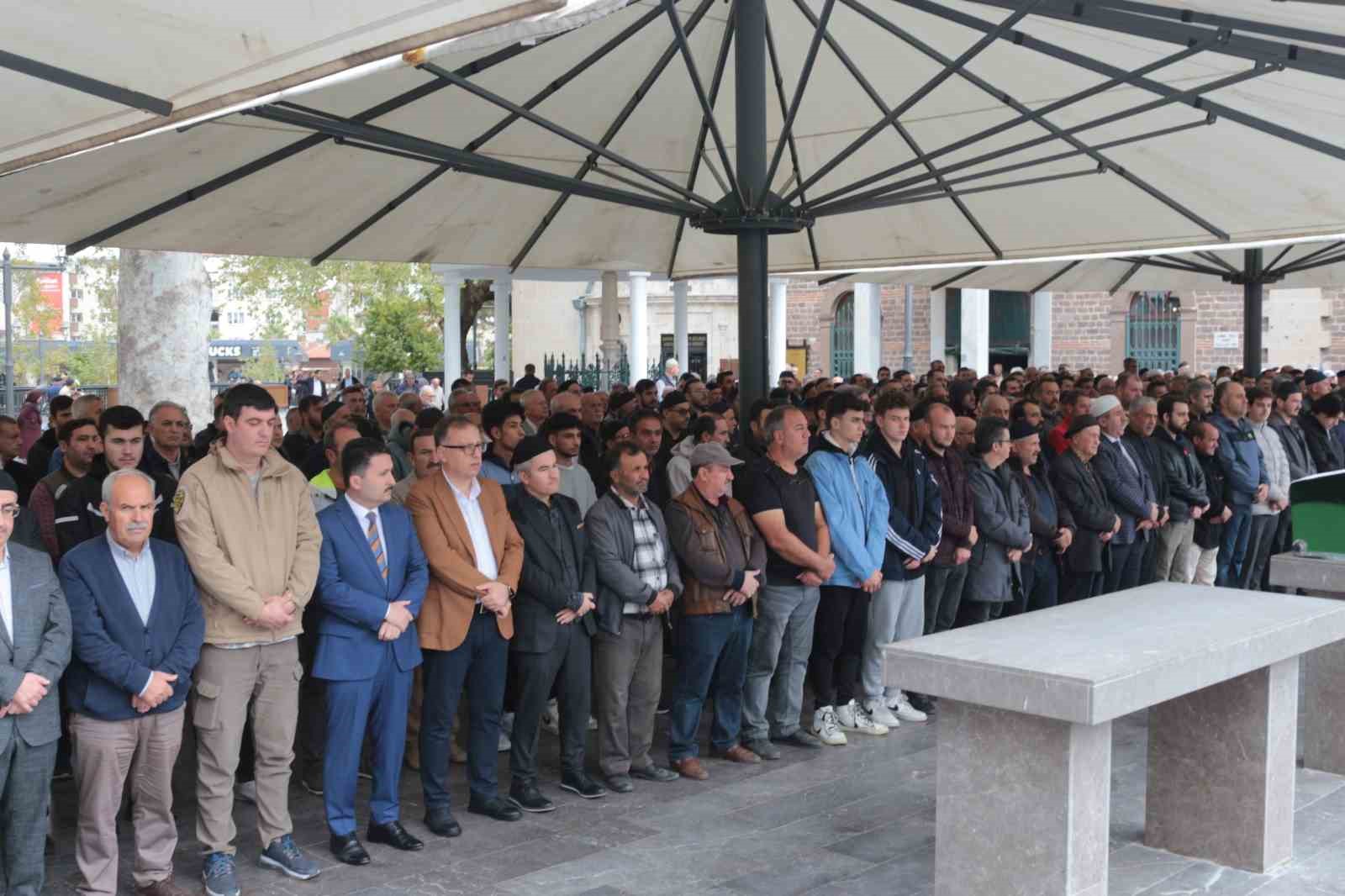 DİYANET İŞLERİ BAŞKANLIĞINCA İSRAİL’İN FİLİSTİN’DE YAPTIĞI SALDIRILARDA ŞEHİT OLAN FİLİSTİNLİLER