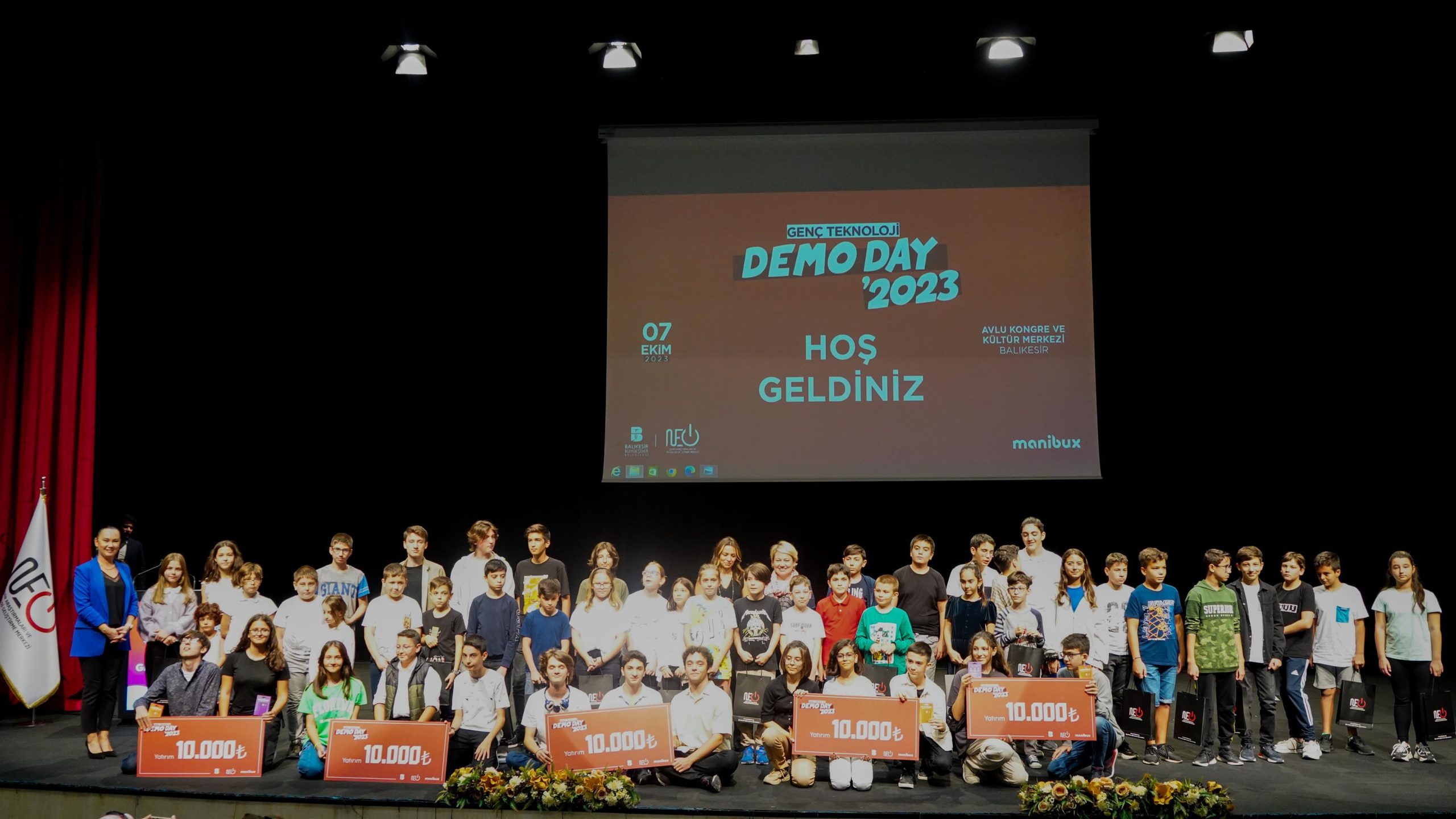 Balıkesir Büyükşehir Belediyesi Ne10 tarafından düzenlenen ‘Genç Teknoloji Demo Day