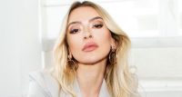 Şarkıcı Hadise’nin bir televizyon programında, Reza Zarrab’la ilişki yaşadığını öne