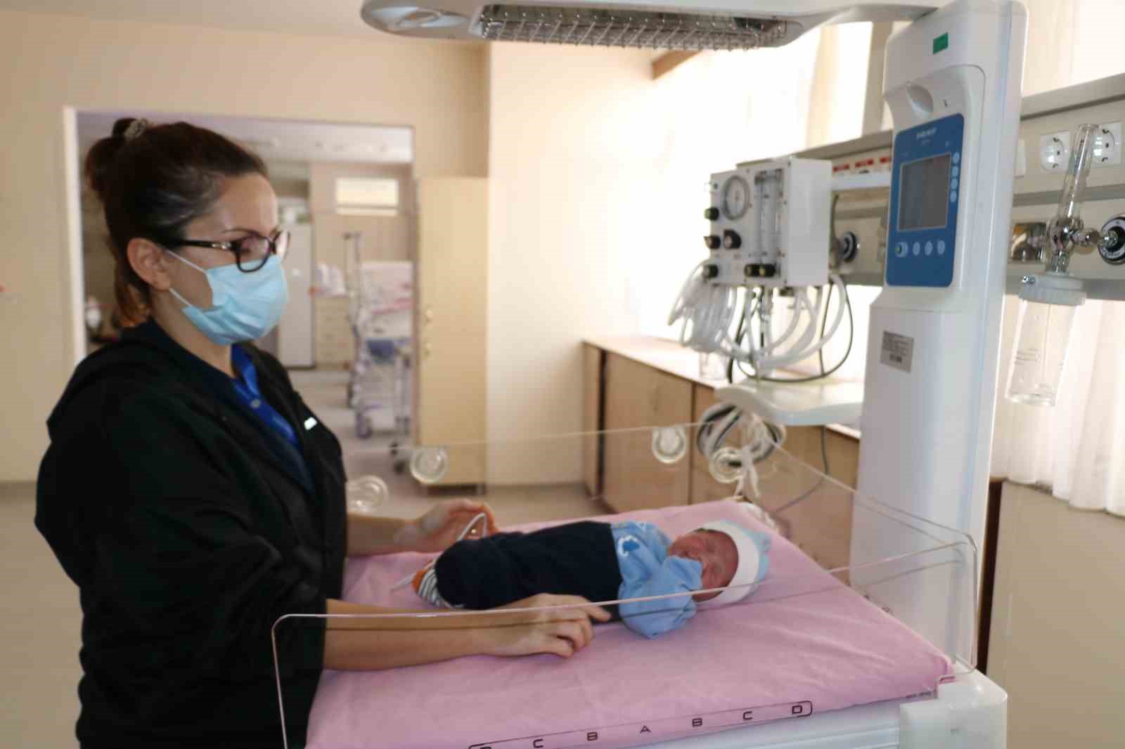 ZONGULDAK BEÜ TIP FAKÜLTESİ ÖĞRETİM ÜYESİ PROF. DR. CUMHUR AYDEMİR,