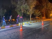 Erdek’te motosikletin çarptığı 83 yaşındaki kadın olay yerinde hayatını kaybetti. Edinilen