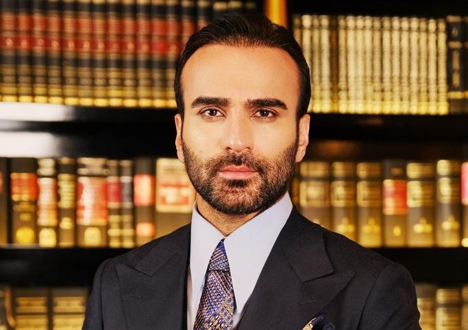Son günlerde artan bir dolandırıcılık olan ‘oltalama’ yöntemi hakkında konuşan